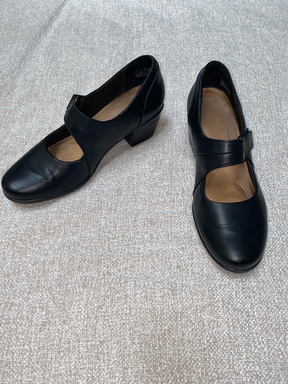Clarks Emslie Lulin Women's Size 8.5 Black Leather Mary Jane Block Heel